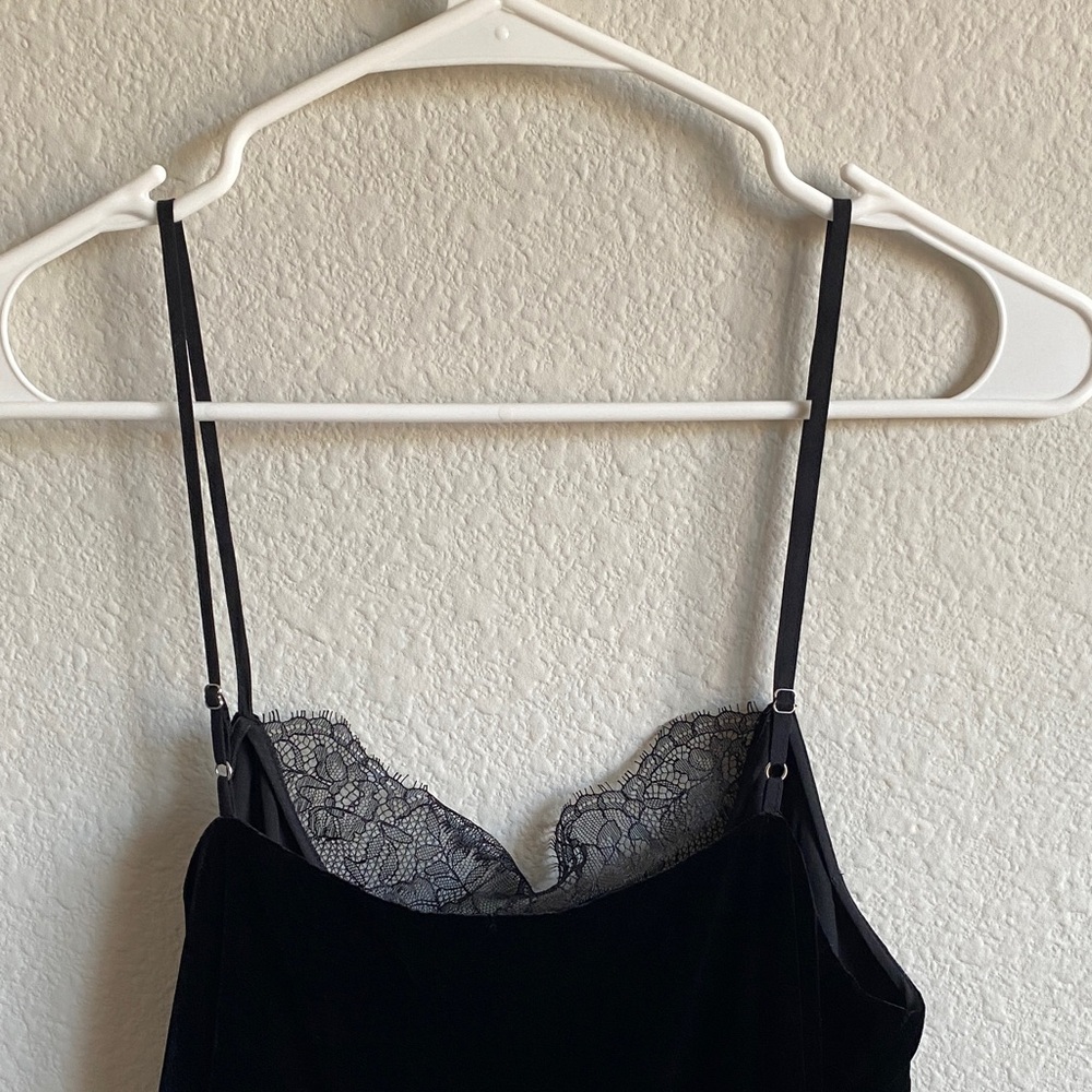 Cami NYC Black Velvet Lace Cami - Picture 8 of 10